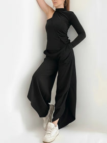 Top Gaia - Cortes Asimétricos Cuello Semi Alto