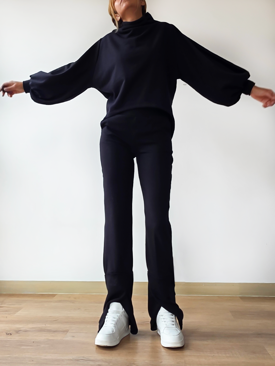 HOODIE NEGRO BUZO CUELLO TORTUGA MAJESTIC